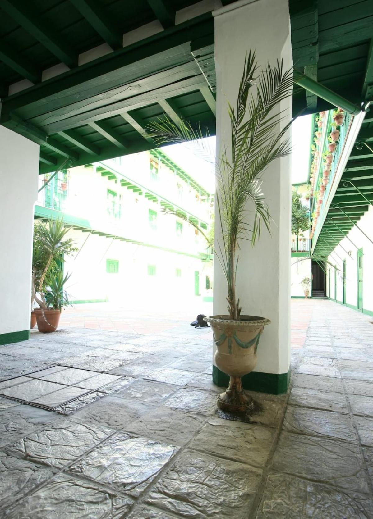 Serva La Bari Apartamento Sevilla