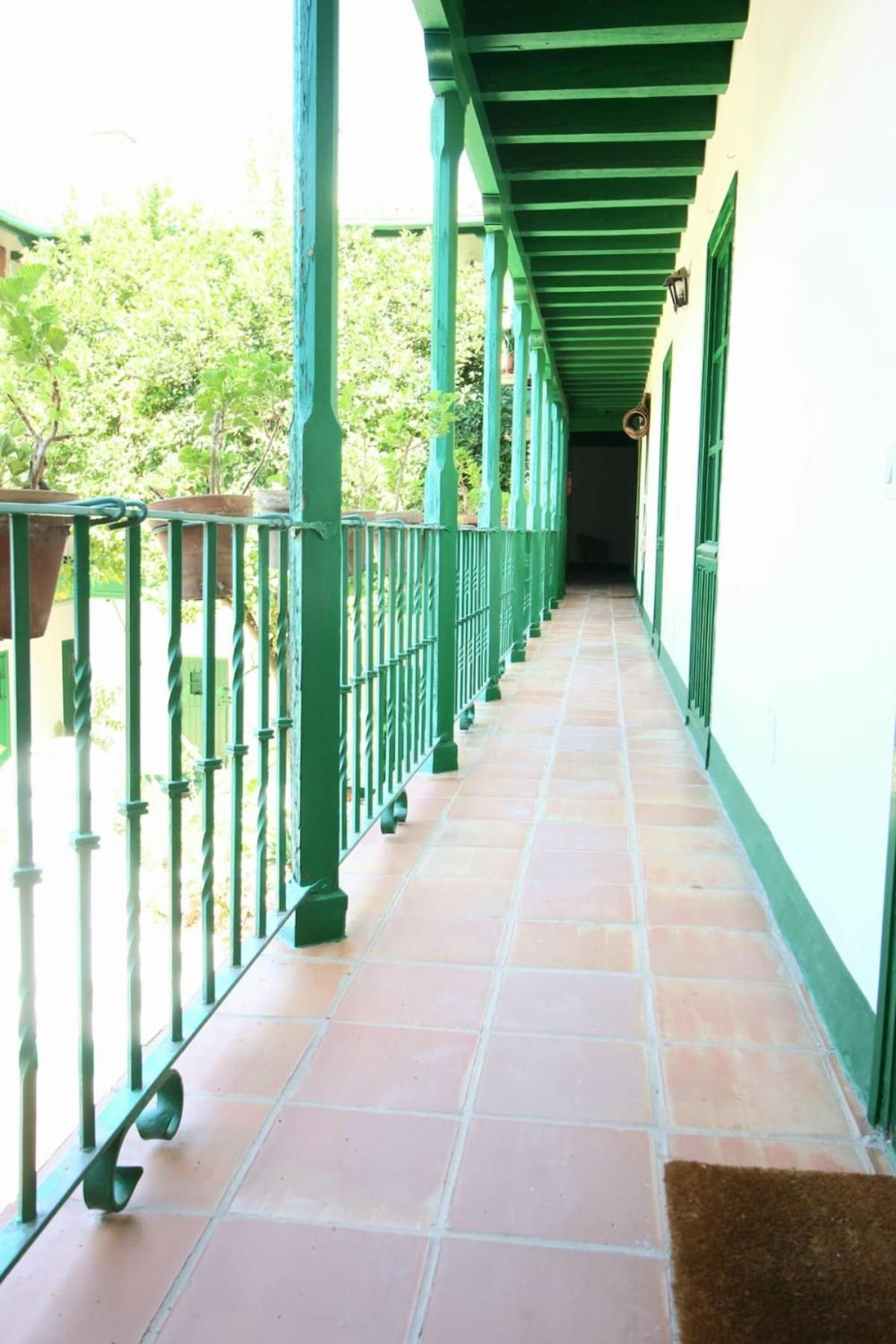 Serva La Bari